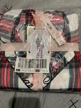Victoria's Secret Pink White Navy Plaid Pajama Set